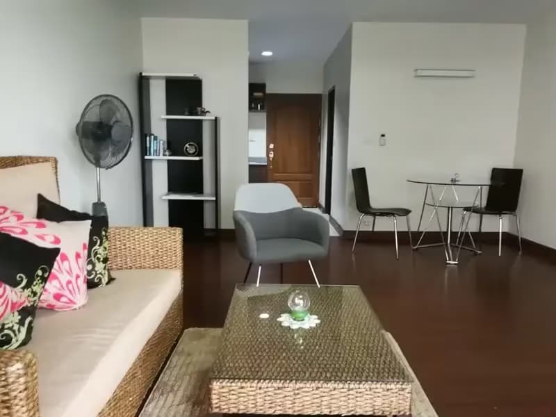 1 Bedroom Condo