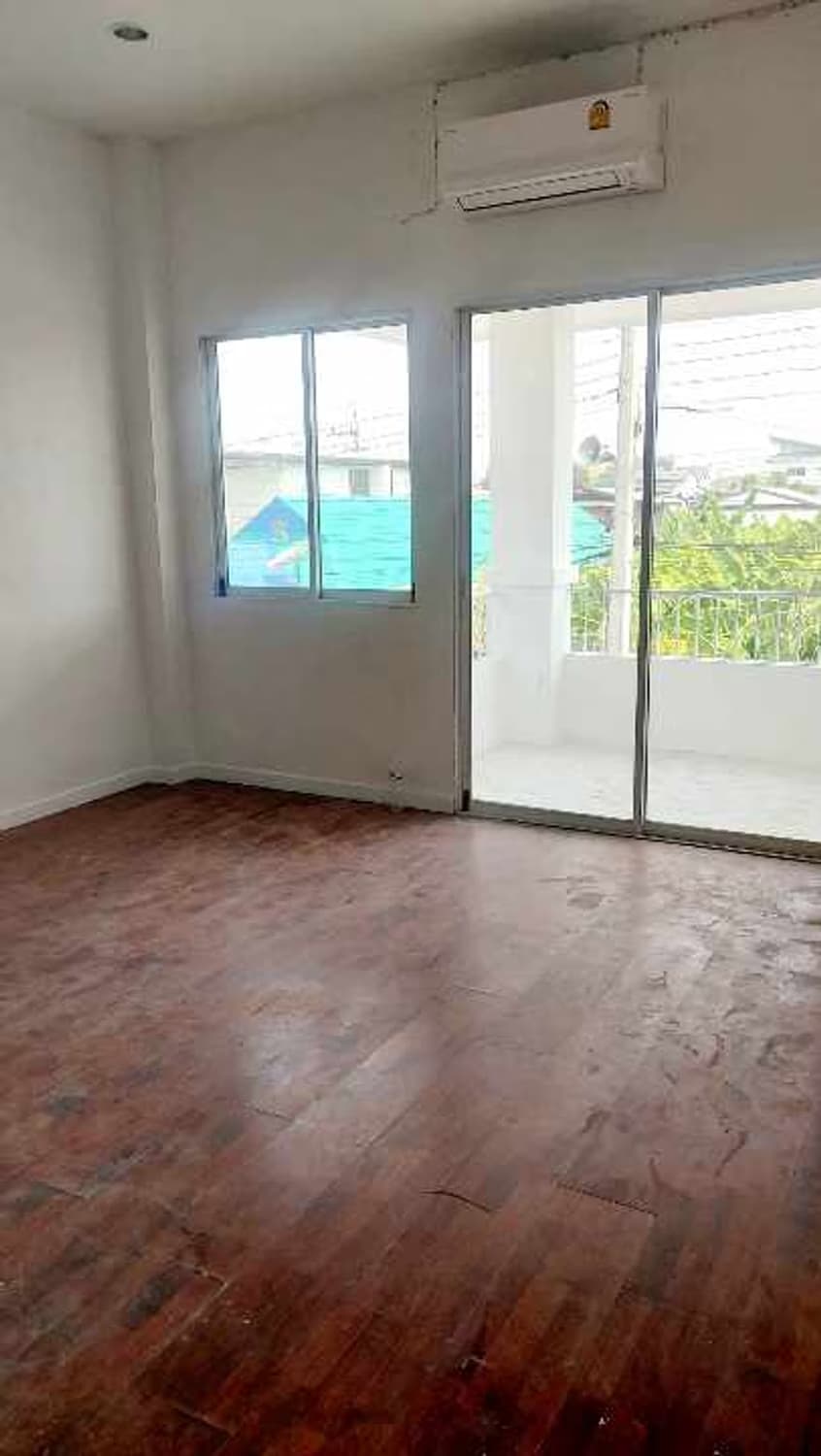 3 Bed Townhouse for Rent in Mueang Chiang Mai - Image 5