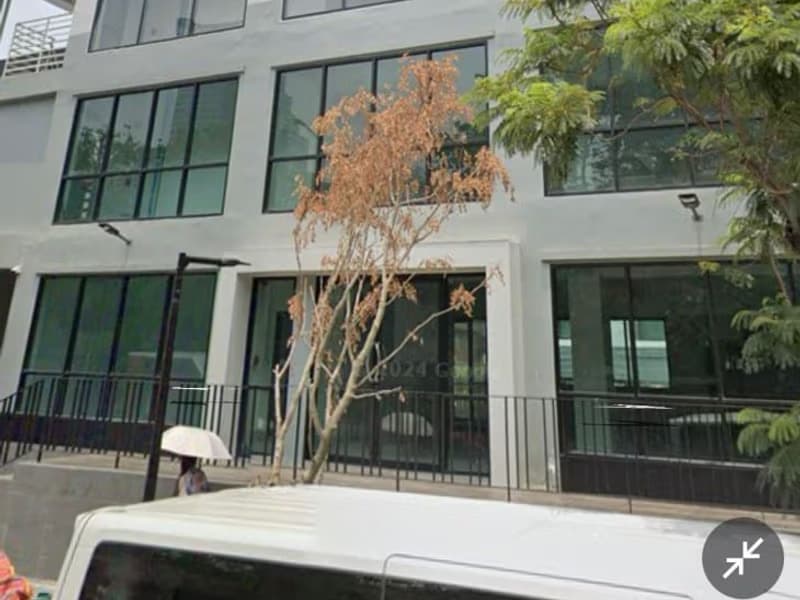 undefined Bed Commercial for Rent in Bang Rak