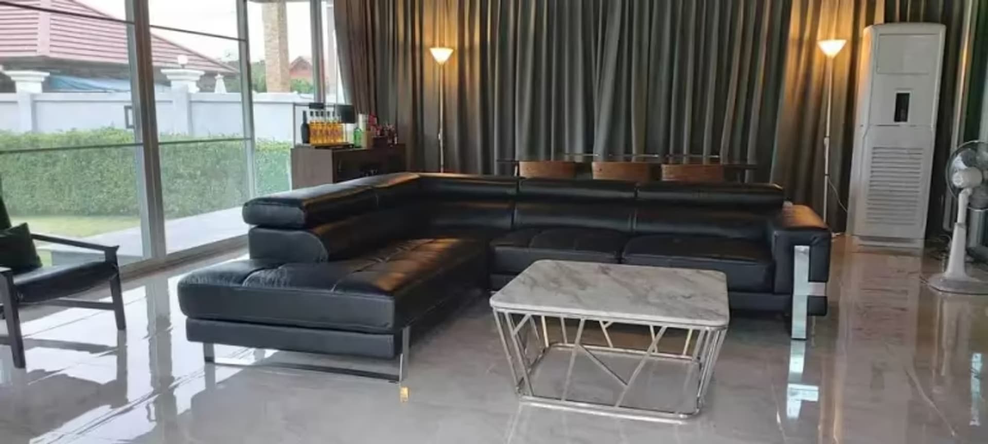 4 Bedroom House - Image 4