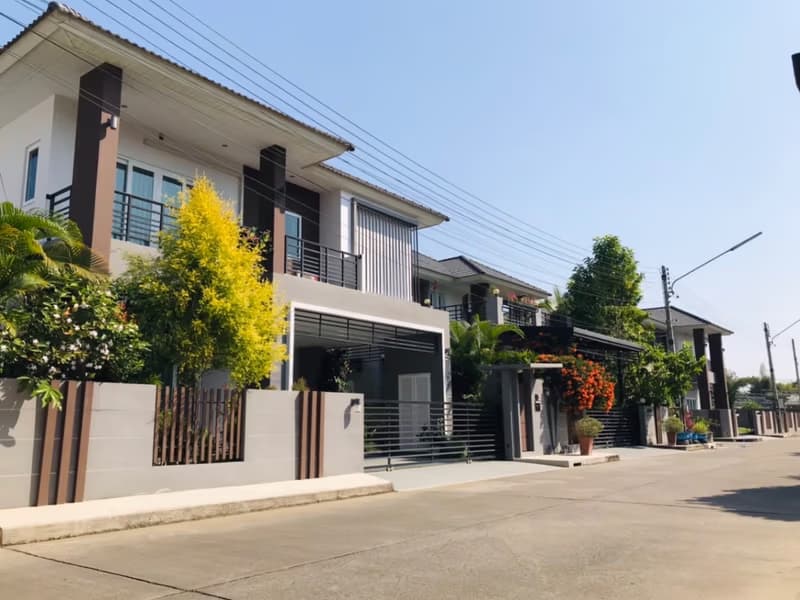 4 Bed House for Rent in Hang Dong