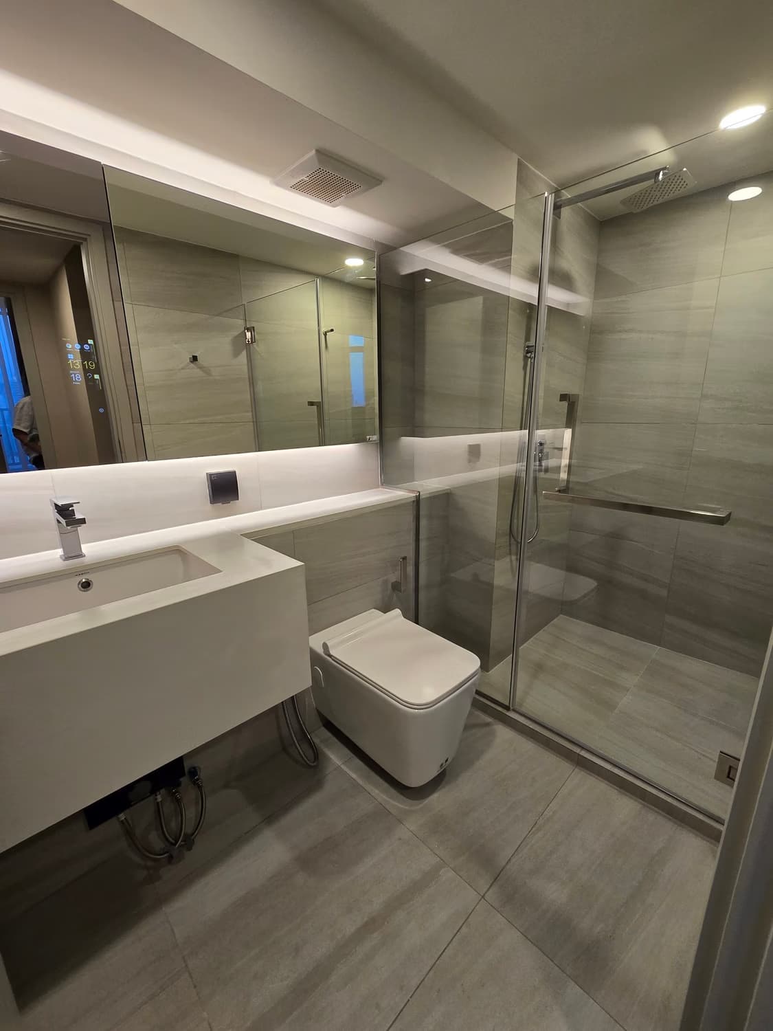 2 Bed Condo for Rent  Near Hua Lamphong MRT - Image 4