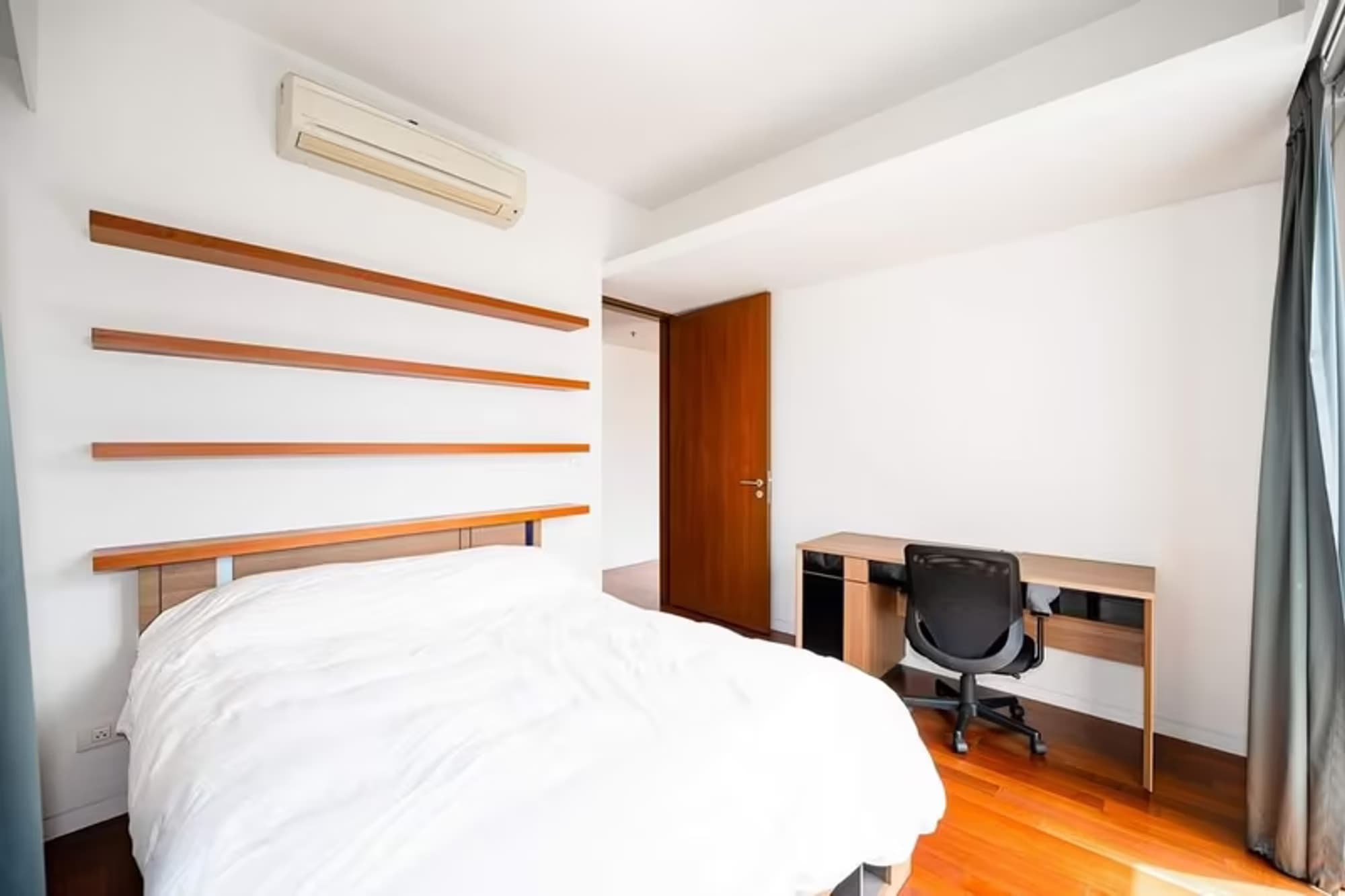 Condo for Sale at Hansar Residence - Image 6