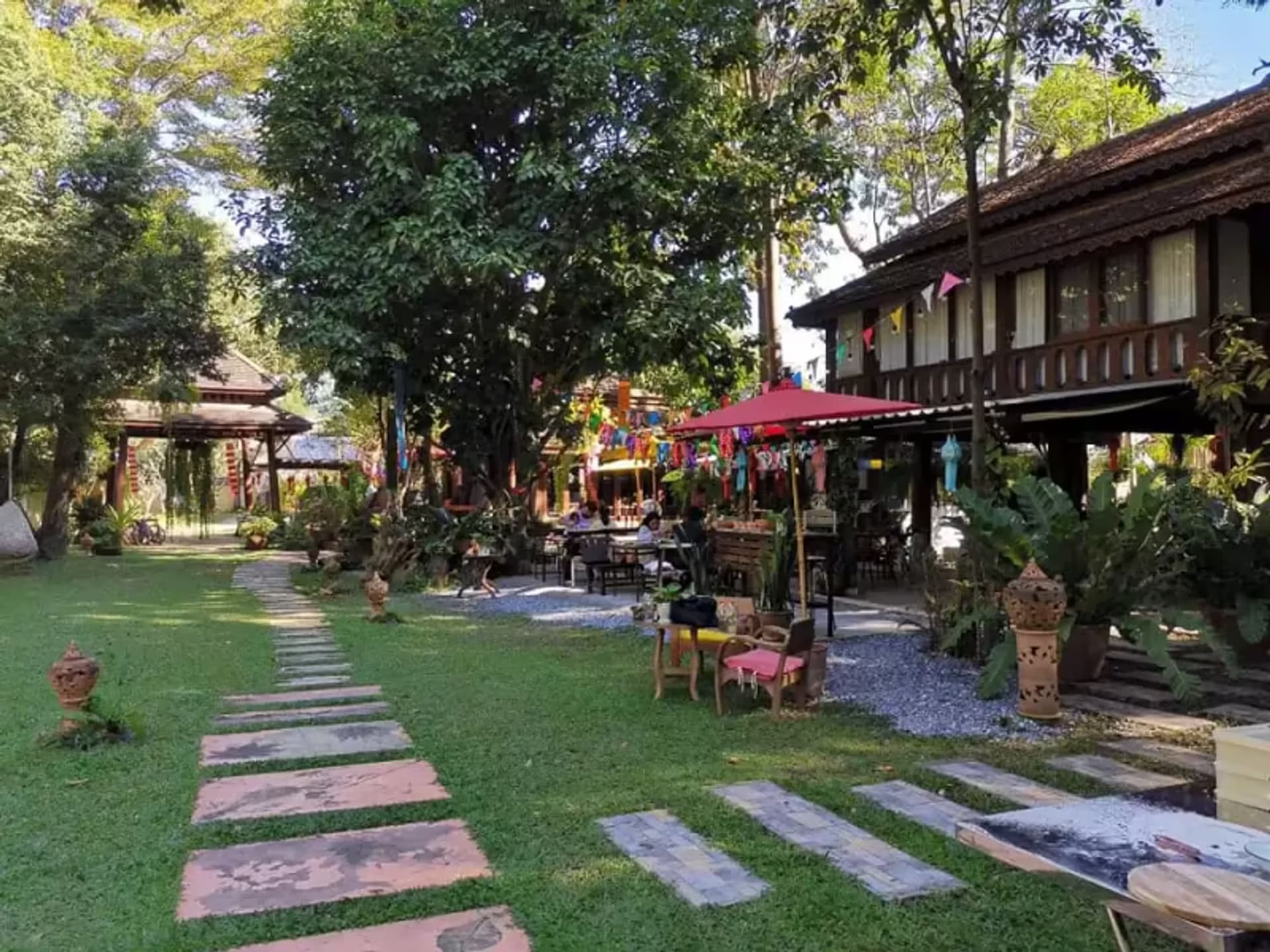 9 Bedroom House - Image 6