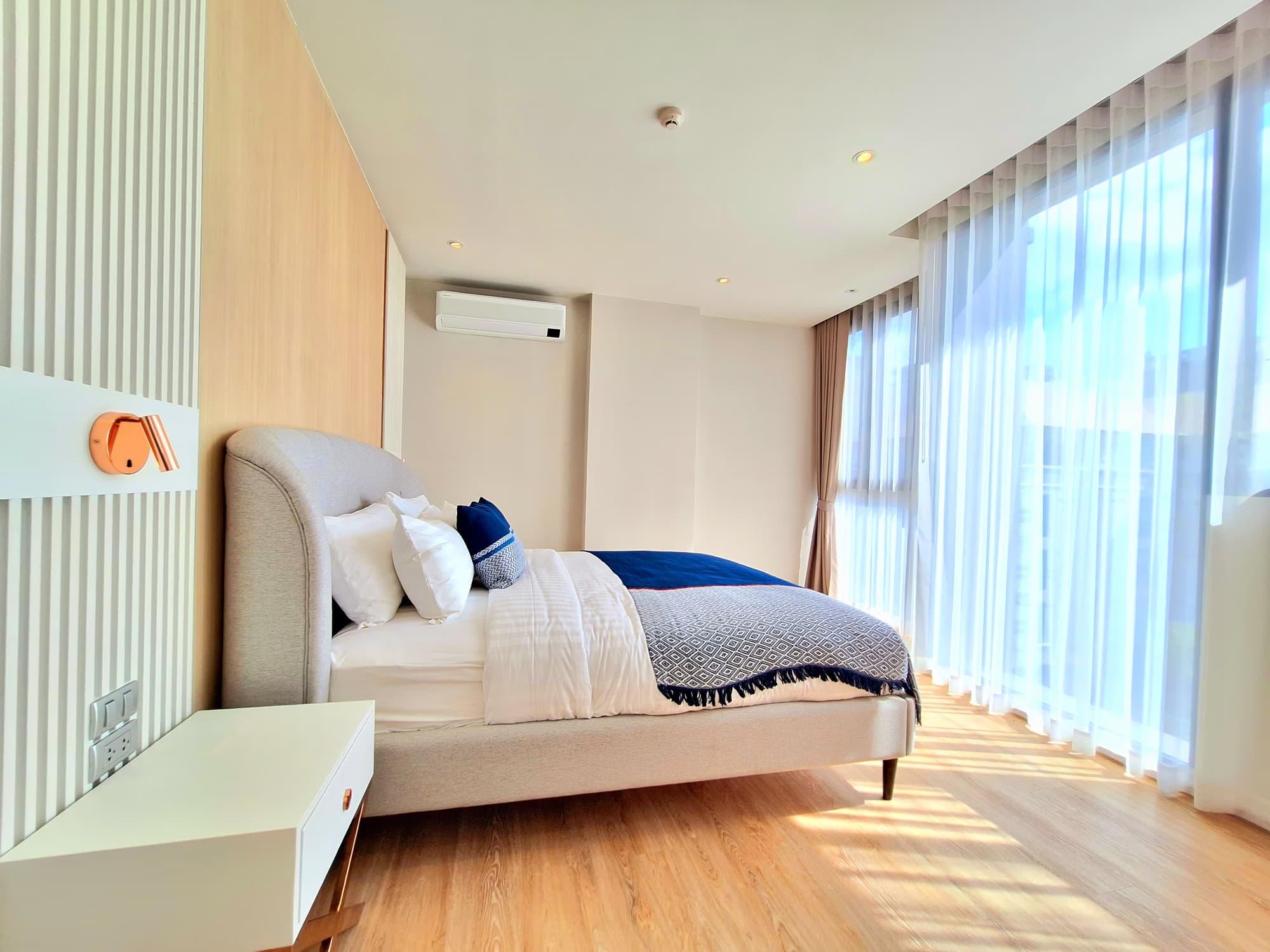 Condo for Rent at Bearing Residence - Image 3