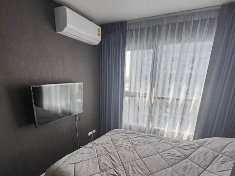 1 Bedroom Condo