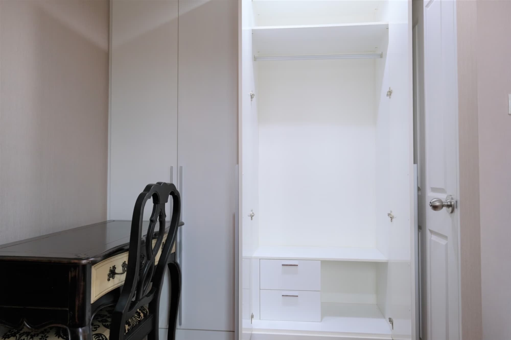 2 ห้องนอน คอนโด สำหรับ จำหน่าย ใน Huai Khwang - Image 14