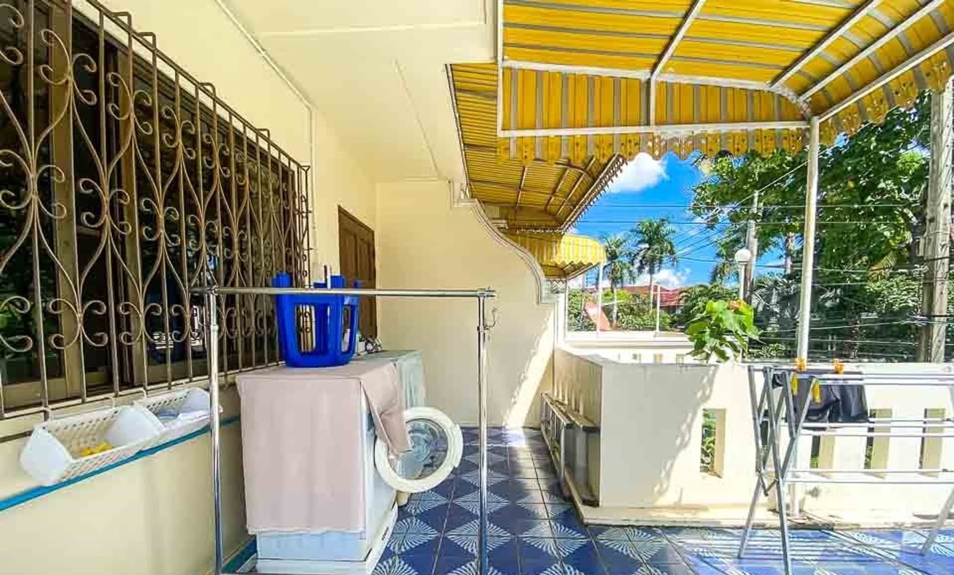 4 Bedroom House - Image 9