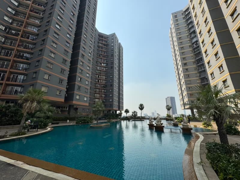 2 Bed Condo for Sale in Yan Nawa