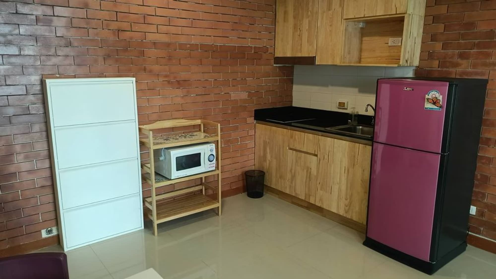 Condo for Rent at IDEO Ratchada-Huai Khwang - Image 9