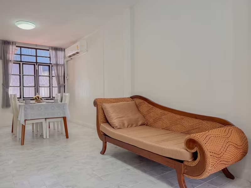 Townhouse for Rent in Suthep, Mueang Chiang Mai