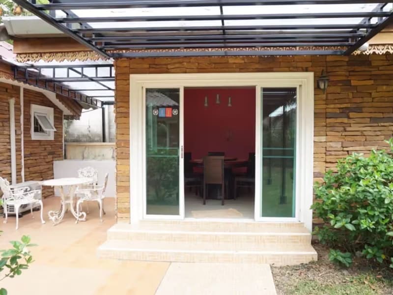 2 Bedroom House