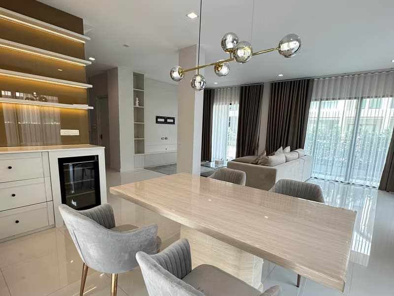 House for Sale in Bangkok Boulevard Rama 9