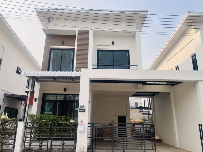 3 Bed House for Rent in Saraphi District